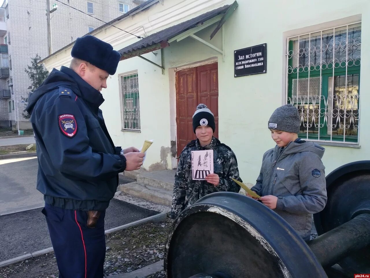 ГИБДД Псков сотрудники. ГИБДД Псков.