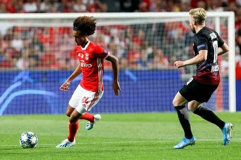 Footballbootsdb benfica