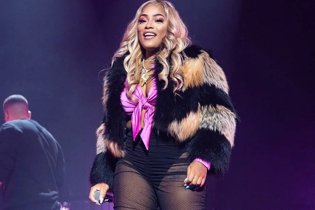 Stefflon don. Stefflon don lil baby. stefflon don, lil baby - phone down. stefflon don, lil baby - phone down spotif.