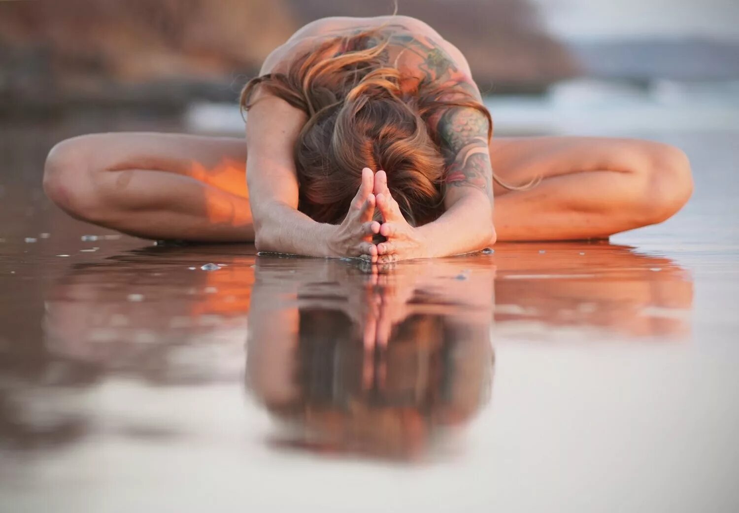 Йога. Йога медитация. Йога картинки. Йога для души. Тело пребывает в страдании