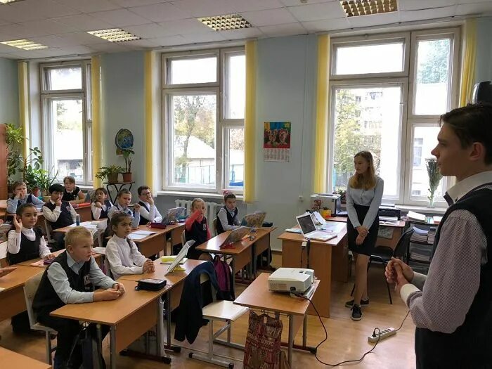 В. Школа имени талалихина 480. Школа 480 талалихина. Школа 480 москва. Гбоу сош 480 им в.
