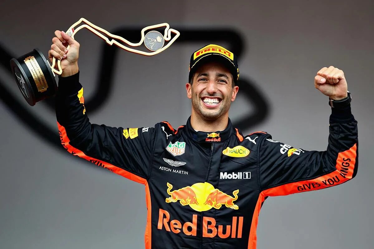 Риккардо. Даниэль Риккардо Монако 2018. Daniel Ricciardo 2018. Даниэль Фернандо гонщик. Риккардо Монако 2018.