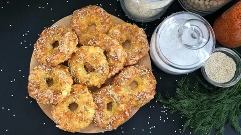 Творожно сырные бублики с кунжутом рецепт