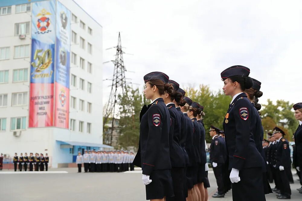 В Волгоградской академии МВД России состоялось торжественное построение личного 