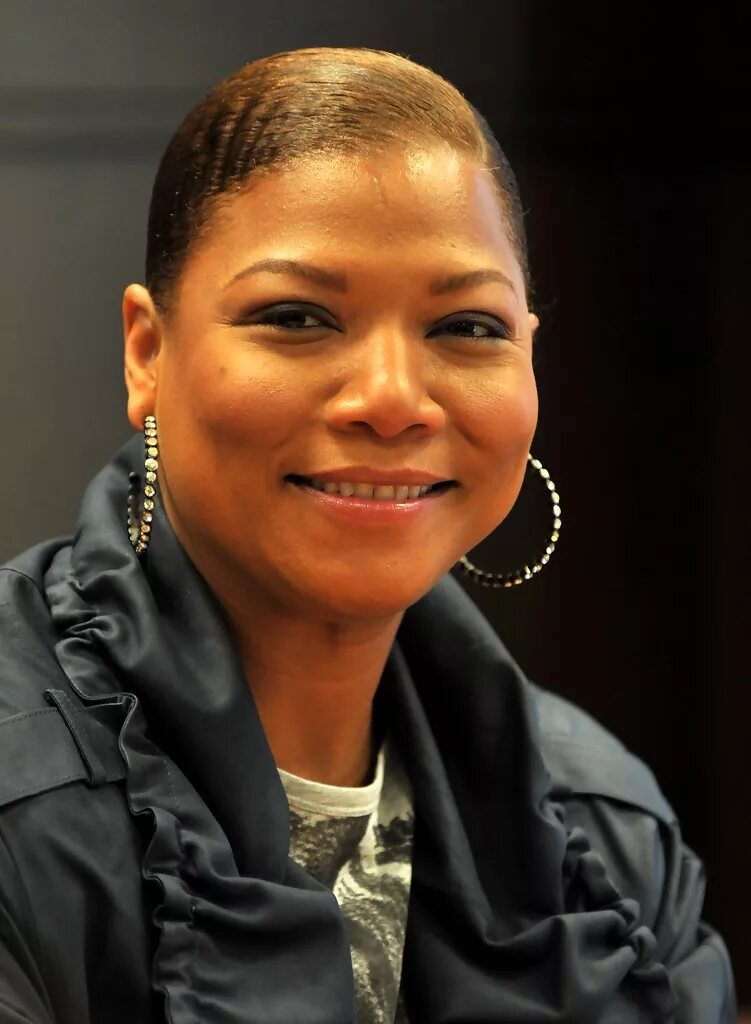 Куин латифа очень страшное кино. Куин латифа 50 лет. Куин латифа чикаго. Куин латифа урсула. Куин латифа фото.