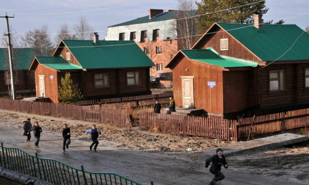 Поселок старый уренгой. Погода в пуровское янао. Погода в пуровское янао. Деревня харампур ямало-ненецкий. Карта месторождений янао.