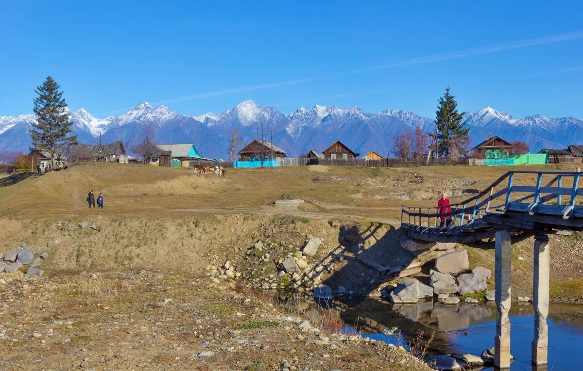 тункинская долина село кырен. кырен республика бурятия. с. река кырен. тункинская долина кырен.