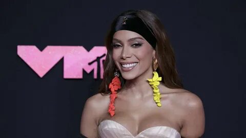Se presenta hoy en el Festival de Vi a del Mar El triste origen. anita hoy....