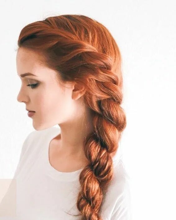 Рыжие рыжая коса песня. Рыжие рыжая коса песня. Рыжая девушка с косичками. Рыжий цвет волос естественный. Девушка с длинными кудрявыми рыжими волосами.