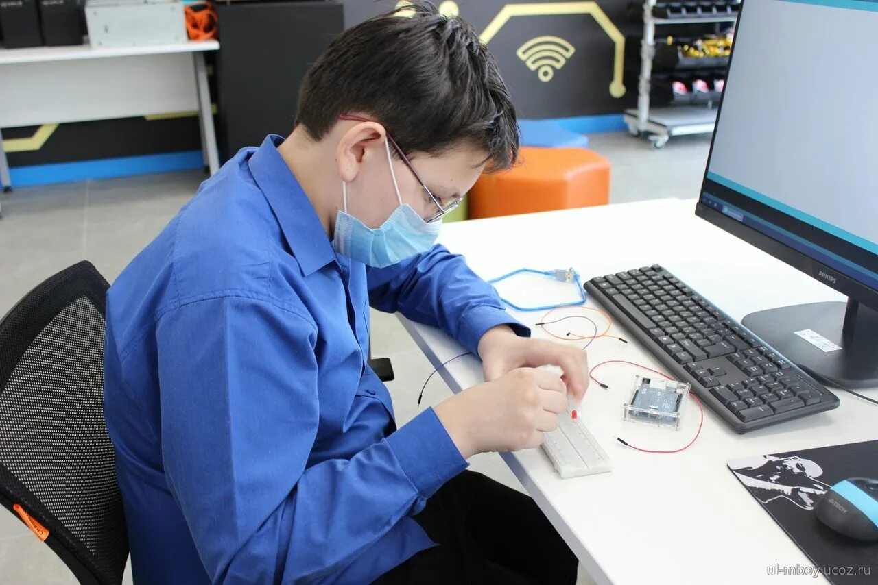 кванториум астрахань. рашпилевская 36/2 краснодар кванториум. технопарки для детей. астрахань школьный кванториум в астраханском техническом лицее. кванториум дети.