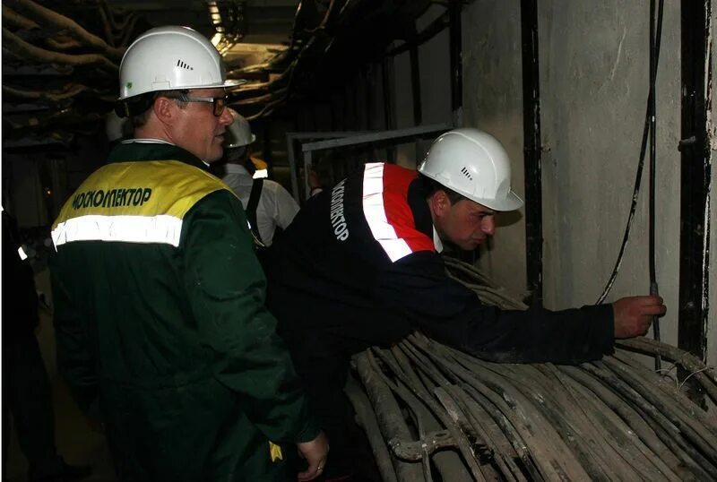 Москоллектор 1-й коптельский. Москоллектор. Диспетчерская помещение. Гуп москоллектор. Карта рэк москоллектор.