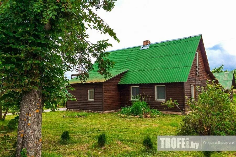 Домик на браславских озерах. Туристическая база Браславские озера. Красногорка база отдыха. Дом отдыха Браславские озера Белоруссия. Красногорка Браславские озера отдых.