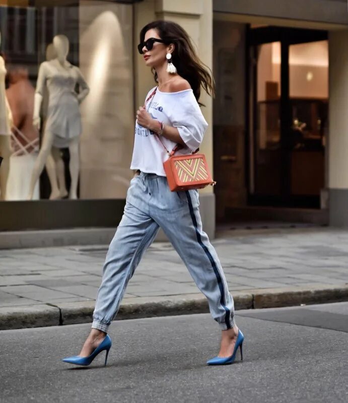 современный спортивный стиль. спорт-шик стиль 2022. платье в стиле спорт шик. адидас спорт шик. стиль спорт шик для женщин после 40.