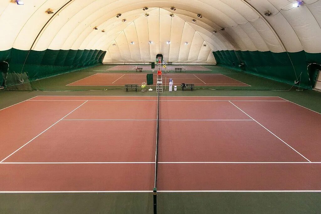 Теннисный корт стадион Арсенал Тула. Fly Tennis Капитолий теннисный корт. Корт теннисный ул. Омеловая, 31. Теннисные корты флок МСК. Теннисный проспект