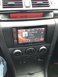 Установка магнитолы мазда