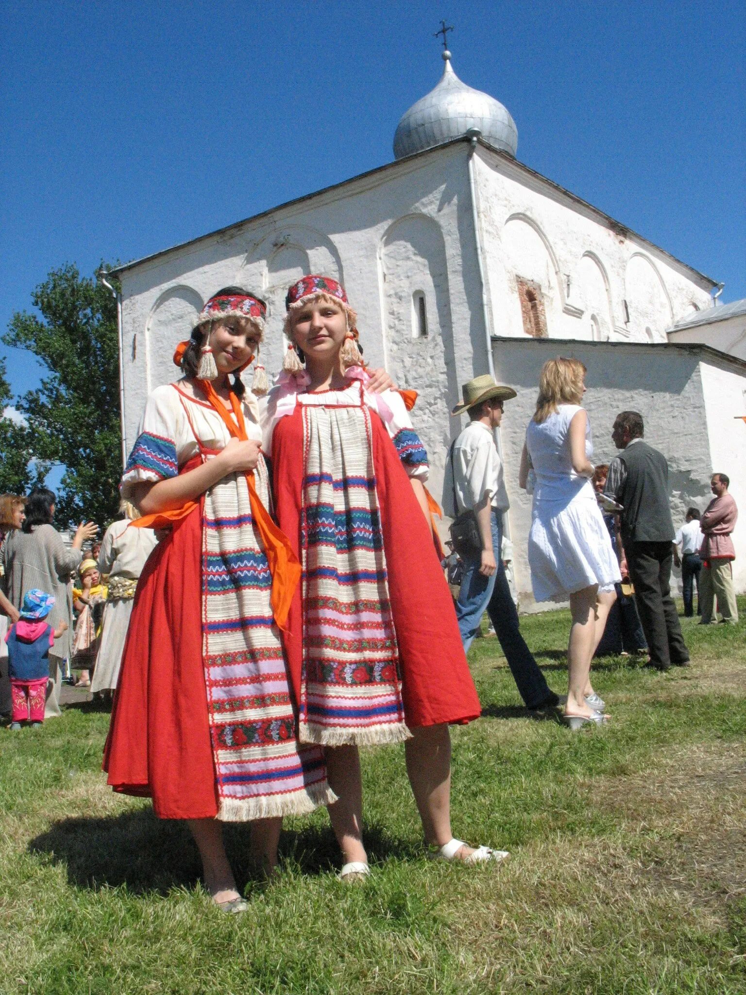 Население великого новгорода 2024. Жители Новгорода. Великий Новгород население. Новгород люди. Жители Великого Новгорода.