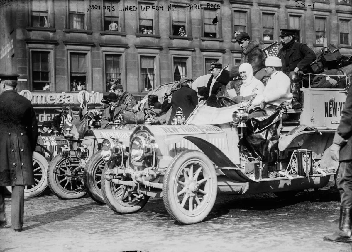 1908 год в истории. Автогонка нью-йорк - париж, 1908 год.. гонка нью-йорк париж 1908 года. автопробег нью-йорк париж 1908. в нью-йорке стартовали первые автогонки вокруг земного шара 1908.