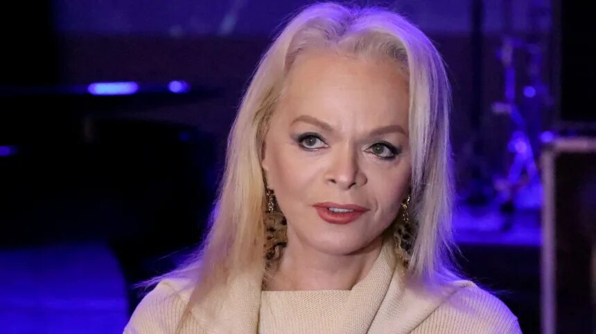 Лариса Долина опубликовала новое фото и нарвалась на критику