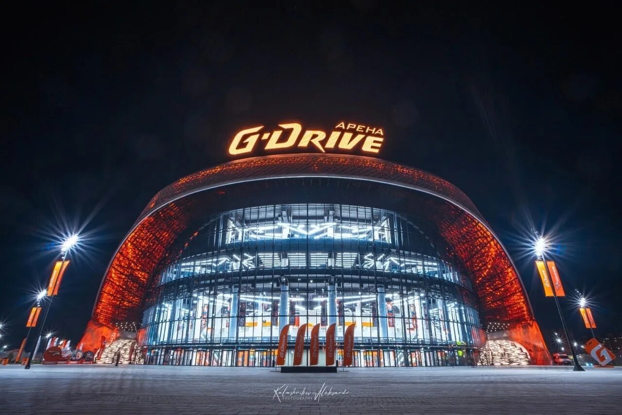 G Drive Арена. Джи драйв Арена Омск. G Drive Арена Омск внутри. G Drive Арена ночью.