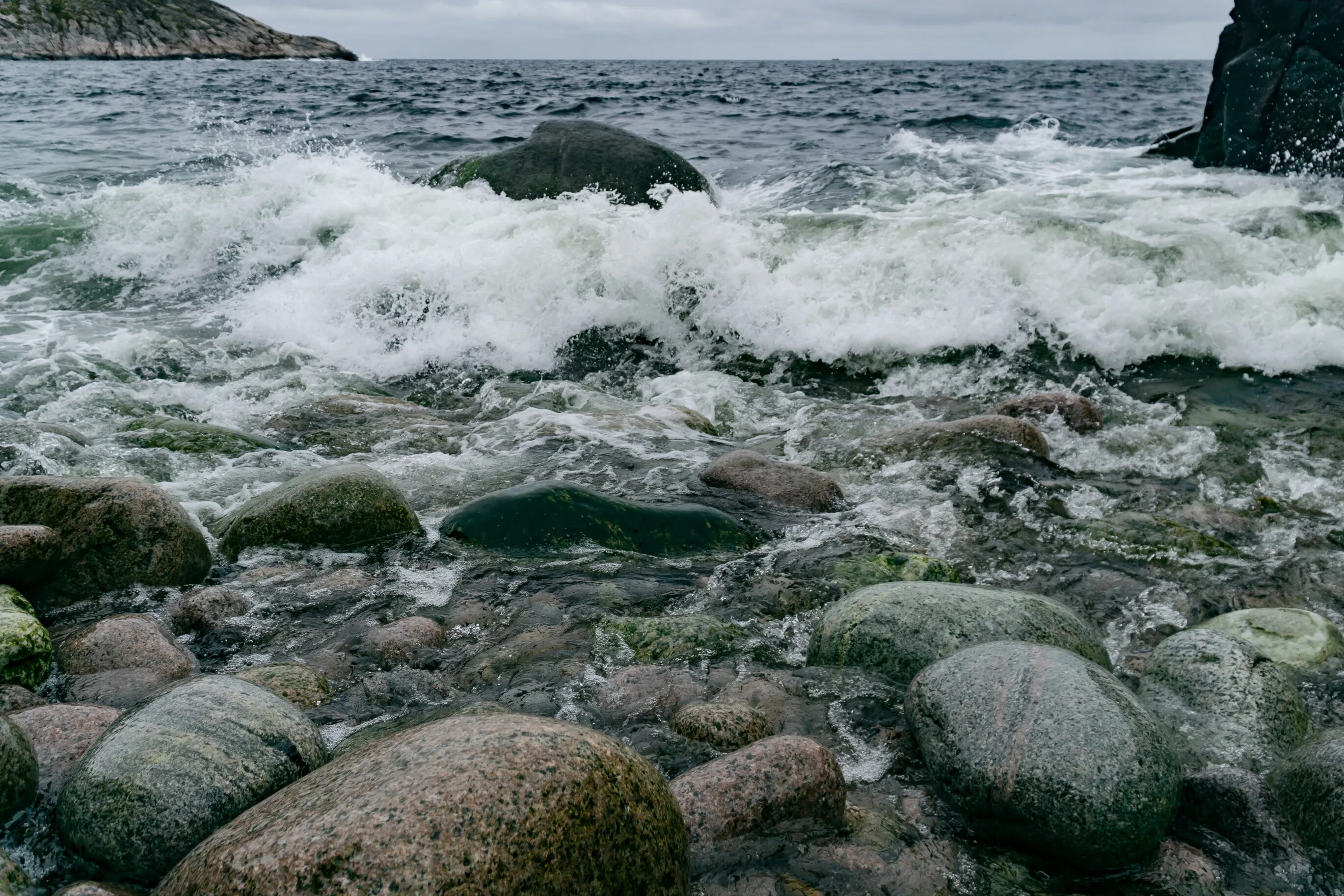 Связь с морями баренцева моря. Баренцево море. акватория баренцева моря. камни в баренцева море. климат баренцева моря.