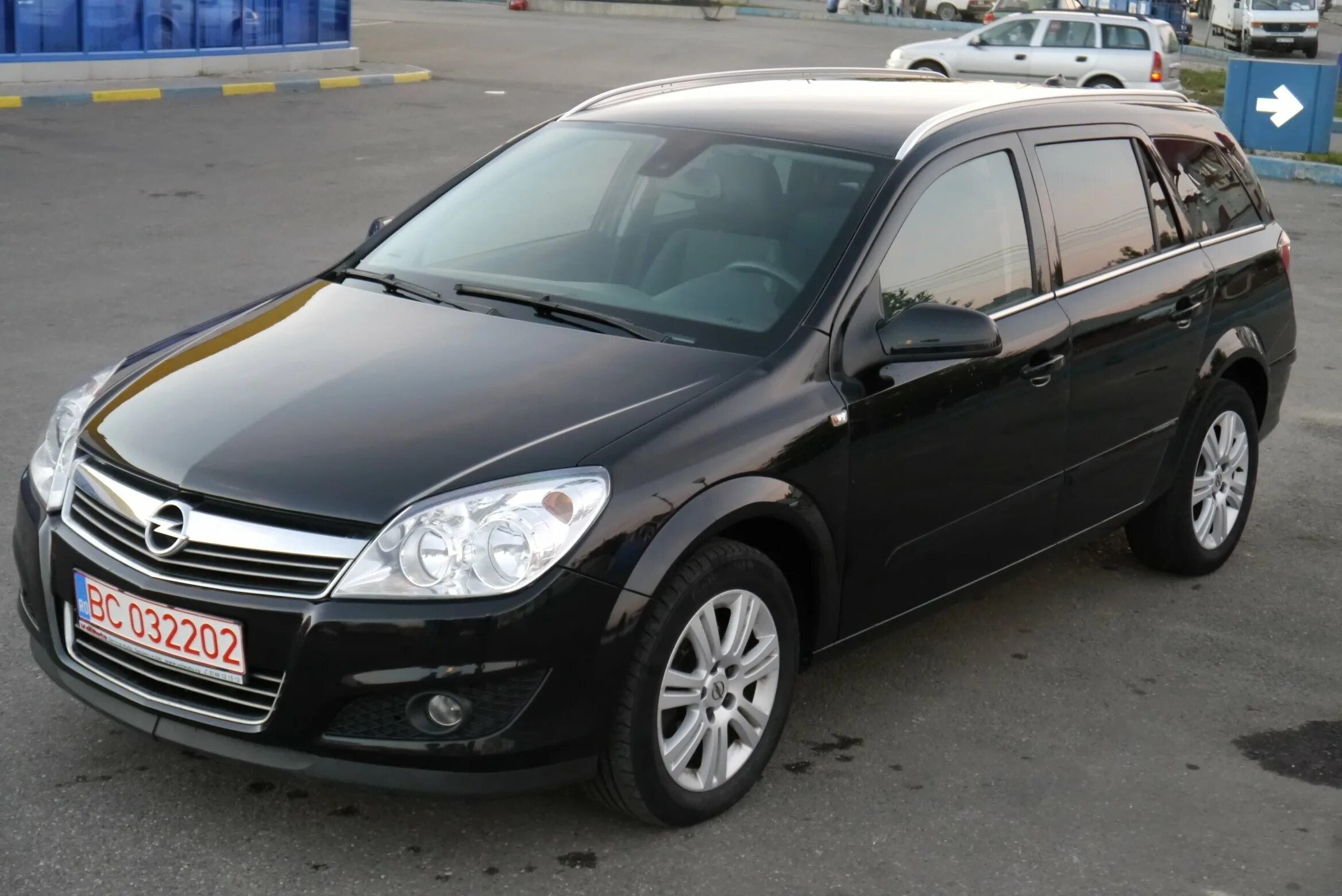 Купить опель универсал москве. Opel Astra h 2007 универсал. Opel Astra h 2009. Opel Astra h 2006 универсал.