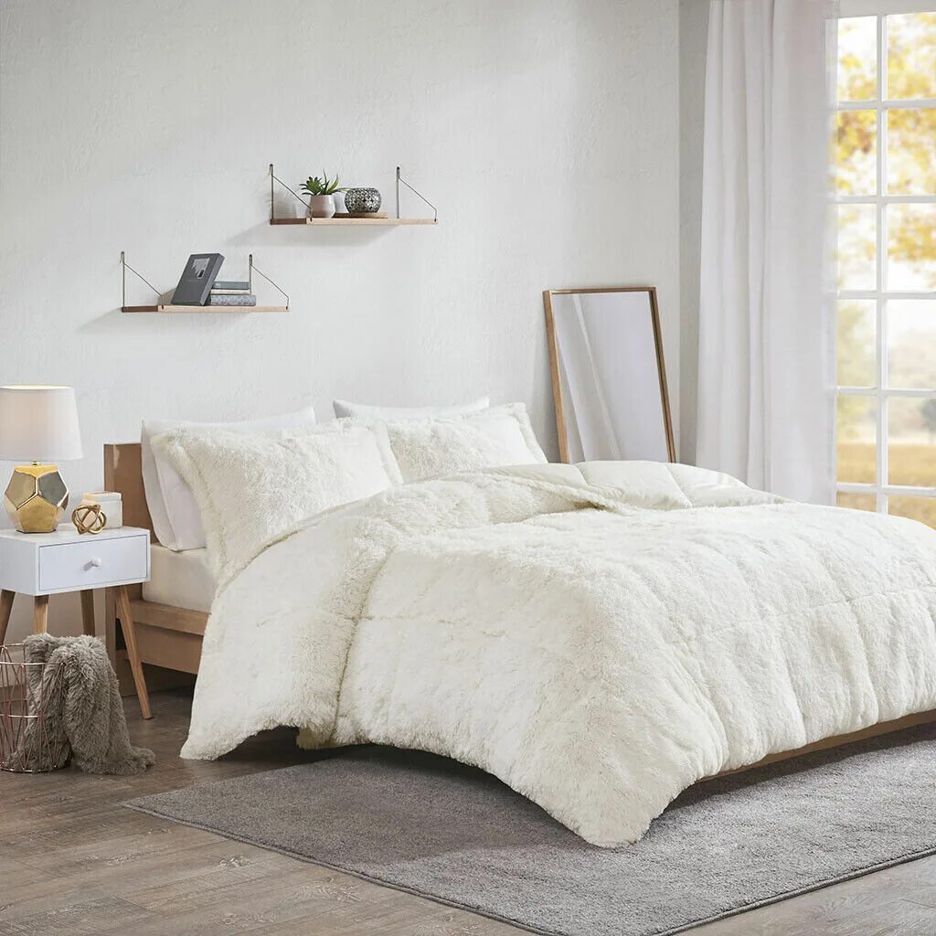 Подушка Рейн cozy Ivory. Кушетка кото cozy Ivory. White Comforter Set. Cozy Ivory. Кровать шерсть