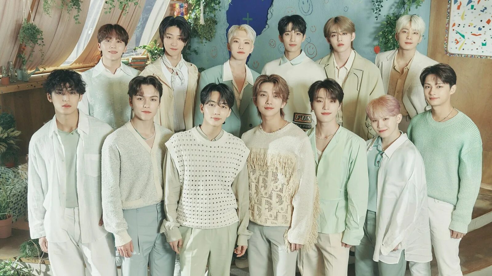 Sub seventeen. Группа seventeen. seventeen группа 2025. k-pop группа seventeen. группа seventeen 2015.