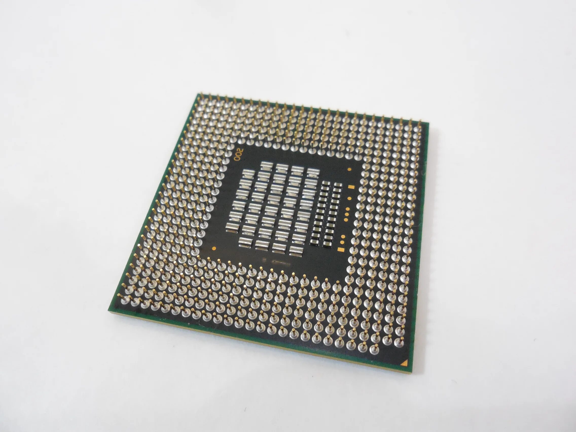 Процессор intel core 2 cpu. Intel core 2 duo t7500. процессор intel core 2 duo t7500 2.2ghz. t7500 socket p. core 2 duo t7500 cpu z.