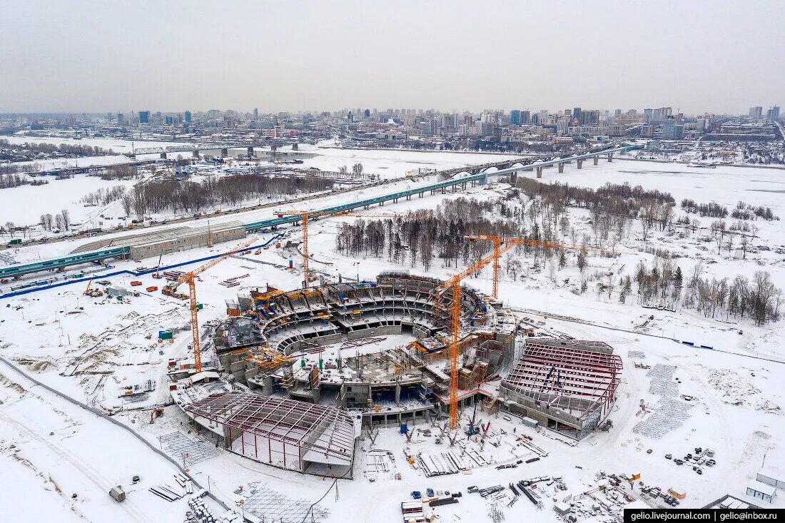 Новая ты новосибирск. Строящаяся ледовая Арена в Новосибирске. Стройка ледовой арены в Новосибирске. Ледовая Арена Новосибирск 2023. Новая ледовая Арена в Новосибирске.