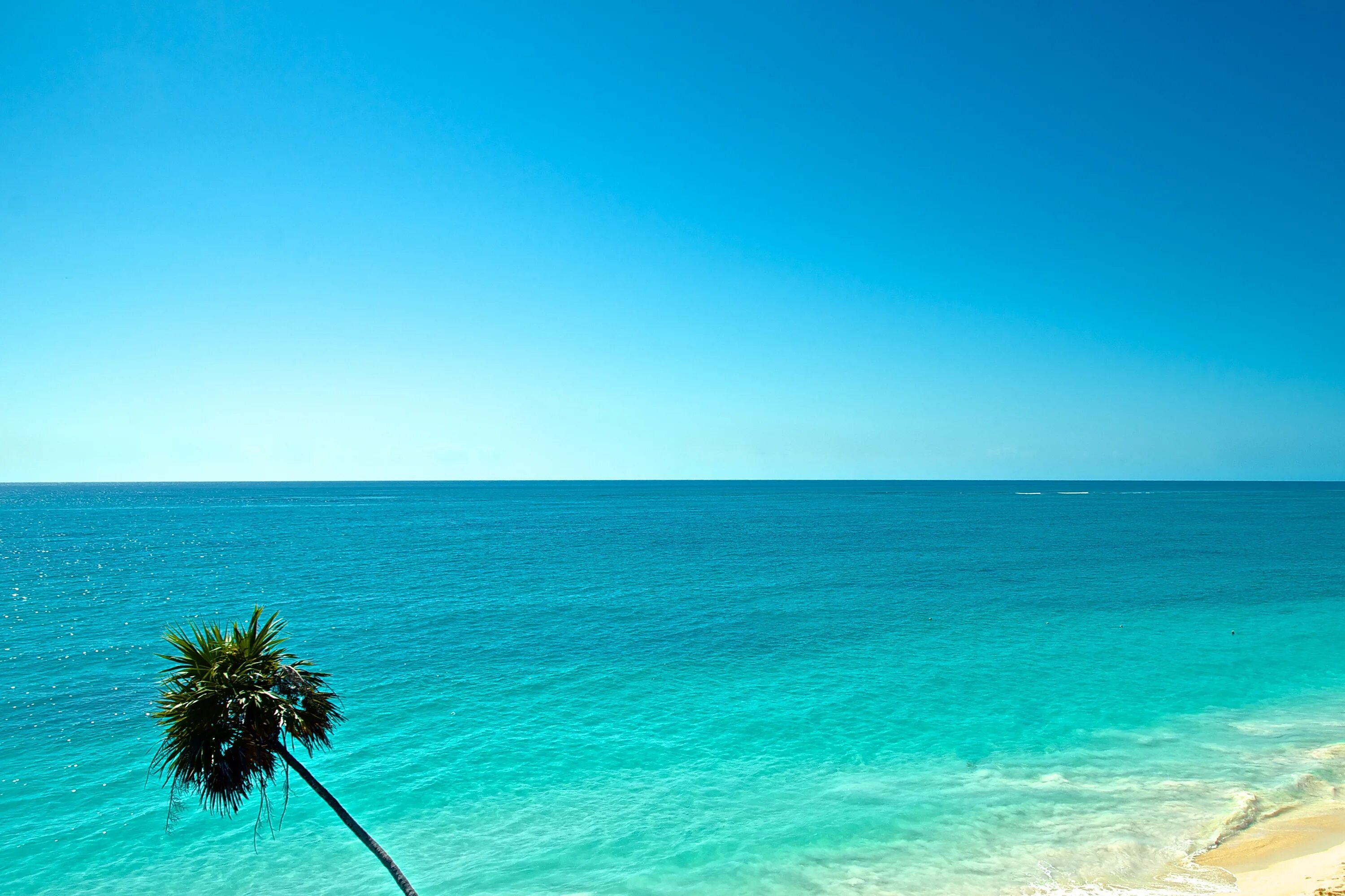 Морская гладь. Blue shore. Лазурное небо. Природа океан. Blue shore.