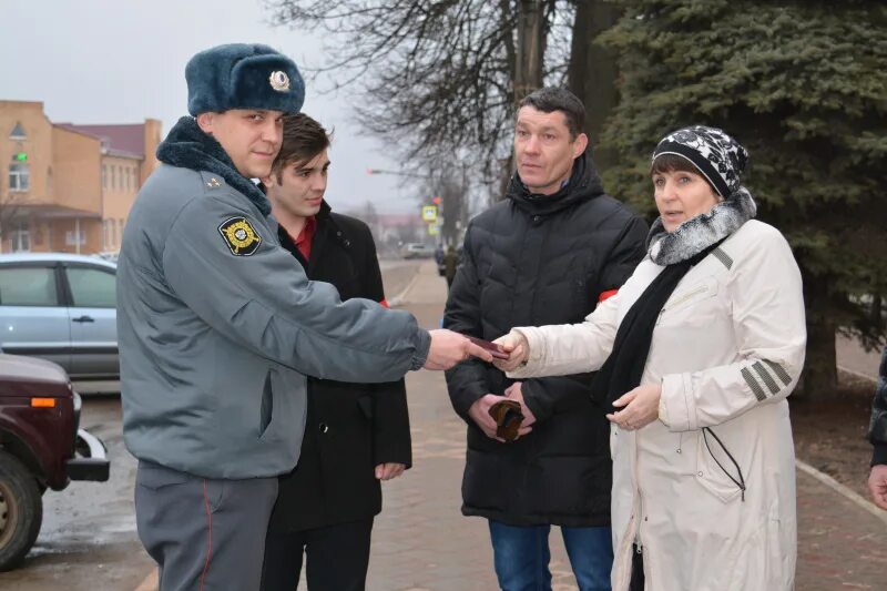 Подслушано сухиничи вконтакте. Прокуратура Сухиничского района. Сухиничи глава администрации. Прокурор Сухиничского района Калужской области. МО МВД России Сухиничский.