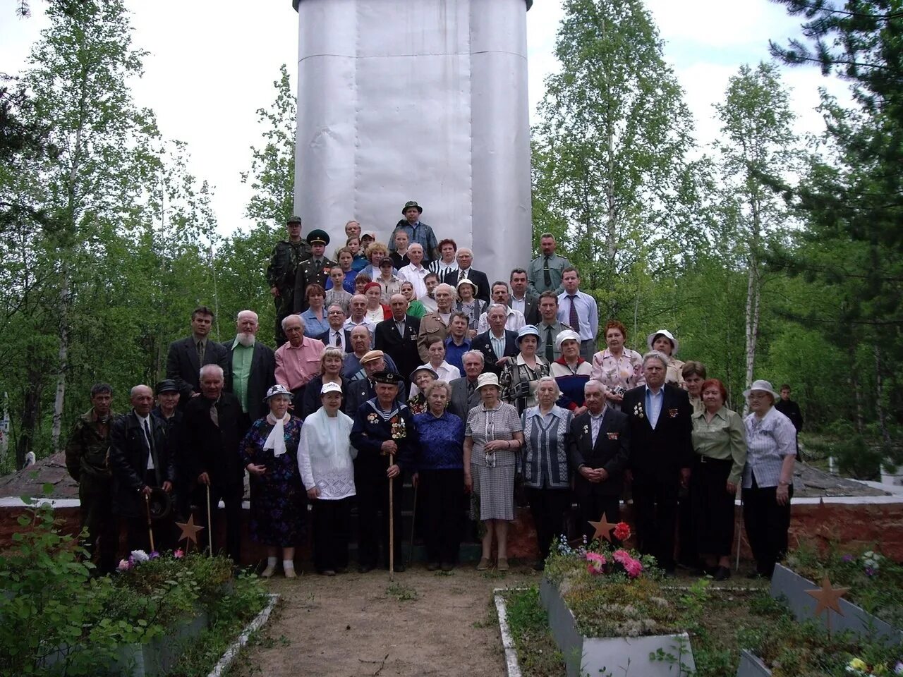 Подслушано в Алакуртти. Школа Алакуртти. Подслушано в Кандалакше. Фото памятника на 33 километре автодороги Кандалакша - Алакуртти. Подслушано в алакуртти официальная группа