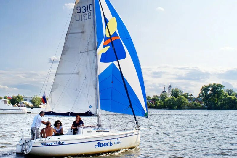Регистрация парусников. Регистрация парусников. Барк крузенштерн палубные надстройки. Фестиваль на парусном корабле. Паллада фрегат учебный.