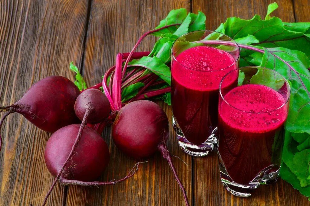 Свекольный бетанин. Свекла beetroot. Свекольный сок. Сок свеклы. Вред свекольного кваса