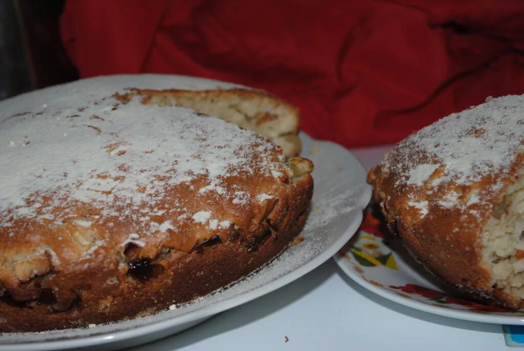 Вкусные пышные пироги на кефире. Несладкая выпечка. Торт манник классический. Кекс яблочный на кефире. Пирог домашний на кефире.