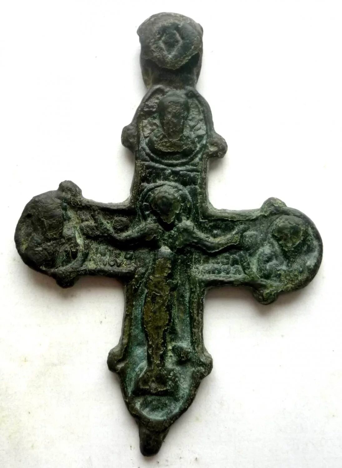 Крест домонгол 11-12 век. Энколпион домонгол 12-13 века. Крест 11-13 века домонгольский.