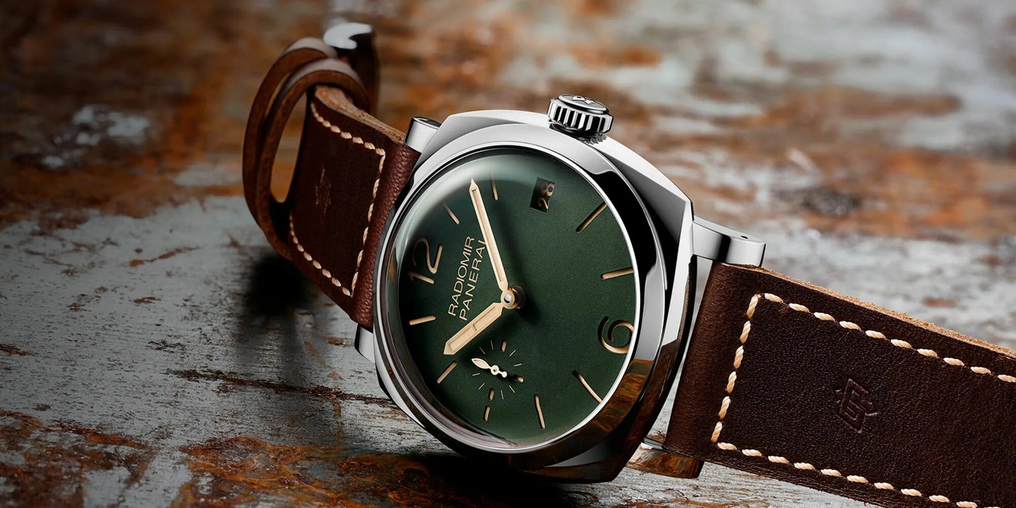 Оригиналы часов панерай. Luminor Panerai Green. Panerai Radiomir. Часы Radiomir Panerai. Часы мужские Панерай оригинал.