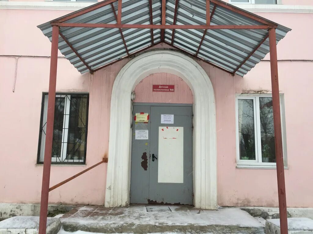 Телефон регистратуры поликлиники 8 астрахань. Расписание больницы детской. Номер участка в поликлинике 3. Сретенский тупик 4 новая поликлиника. Участки врачей терапевтов поликлиники 1.