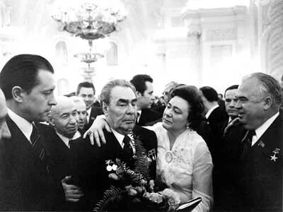 Светлана щелокова жена министра биография фото Николай Алексеевич Щелоков. Жизнь и стихи
