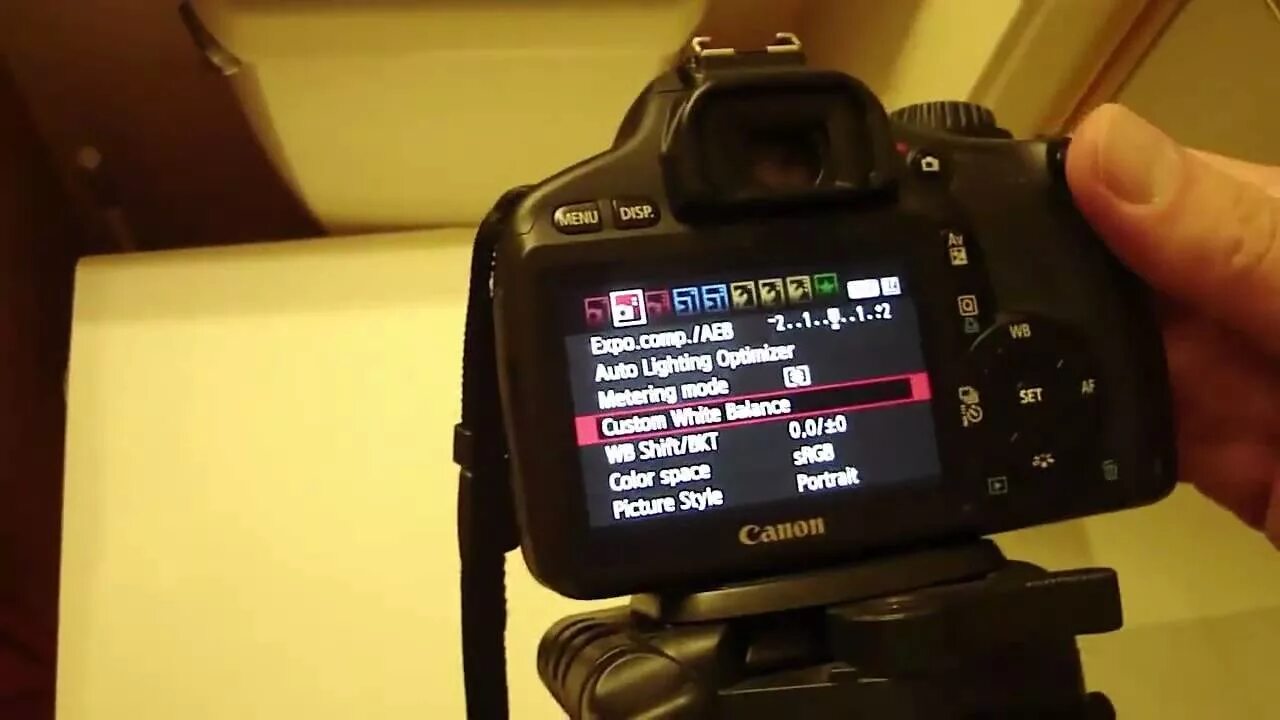 Камера Кэнон 550д. Canon PC-d550. Canon 550d разъемы. Баланс белого на Кэнон 600 д. Баланс белого canon