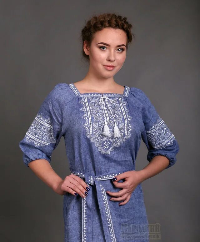 василиса лен одежда челябинск. синий лен одежда из льна. голубое льняное платье. кострома королевская одежда лен. платье лен с вискозой.