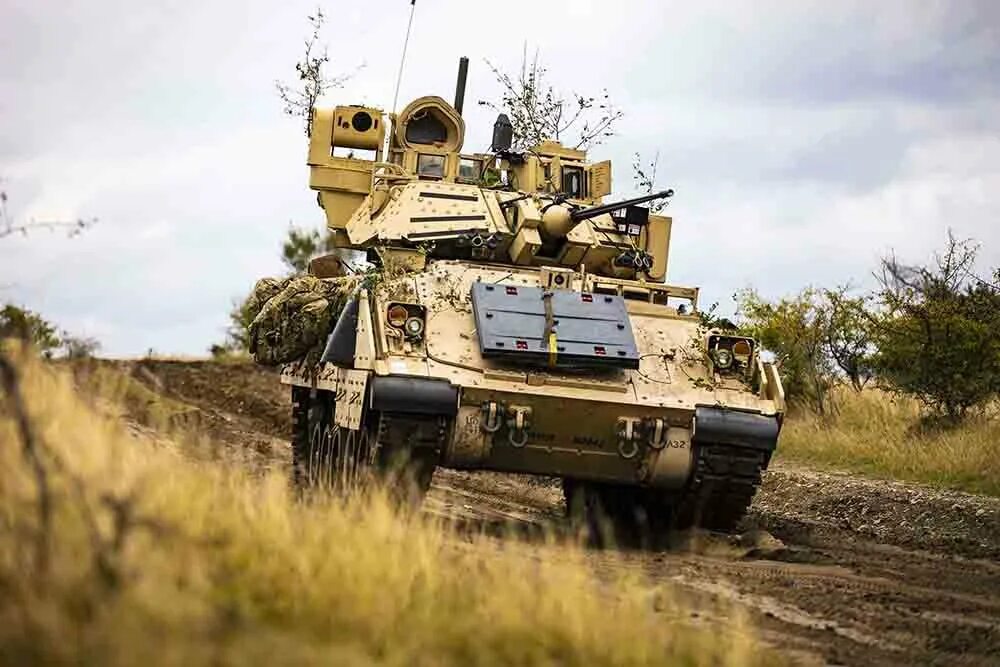 Брэдли на украине. БМП m2a2 Bradley. Bradley БМП m2 Bradley. БМП 2 Брэдли. М113 Брэдли БМП Бредли.