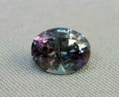 Драгоценные камни вдовий камень