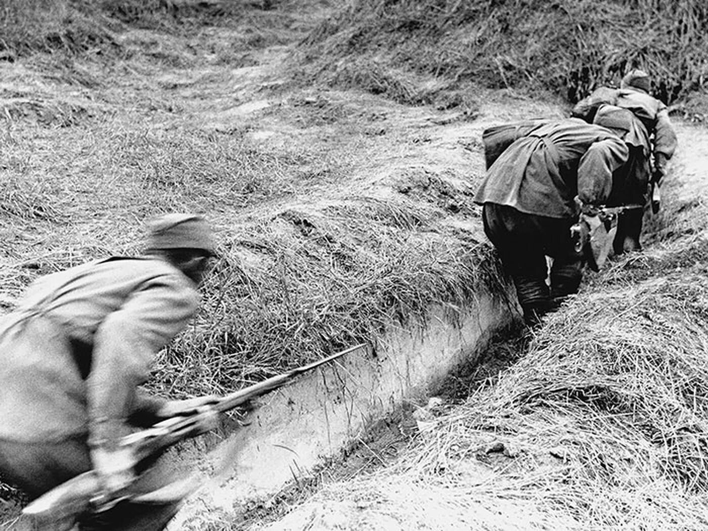 Советские солдаты в окопах 1941. Окопы Великой Отечественной войны.