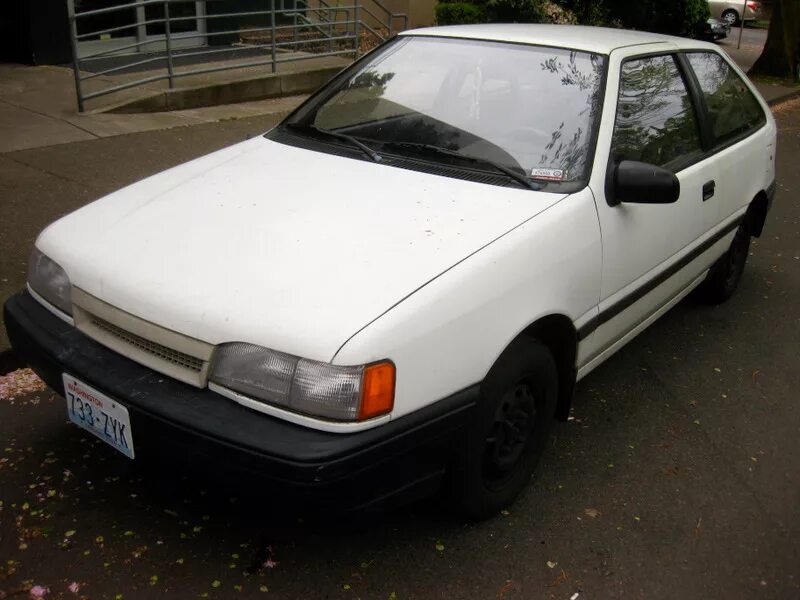 Митсубиси 1990. Хэтчбек Митсубиси 1992. Mitsubishi precis 1998. Мицубиси 1990г.