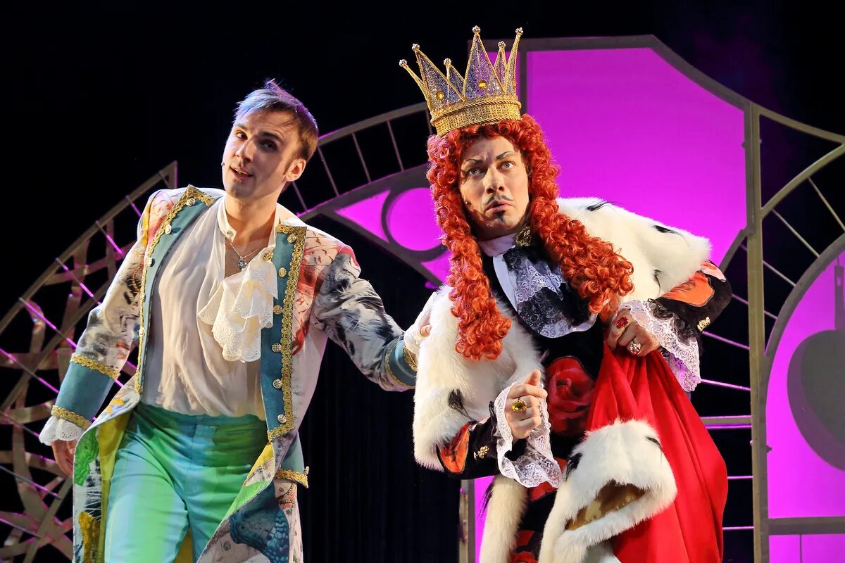 Теремок в жанре мюзикл. Музыкальный театр кот в сапогах. Кот в сапогах санкт-петербург опера. Кот в сапогах воронежский театр оперы и балета. Оэк спектакль кот в сапогах.