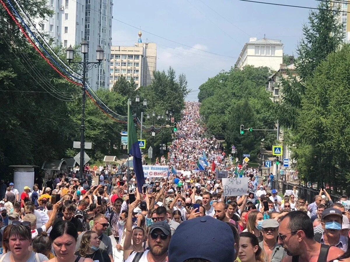 Хабаровск митинг 2020. Протесты в Хабаровске 2020. Фургал митинги в Хабаровске. Хабаровск Фургал митинги 2020. Народ выходит на улицу