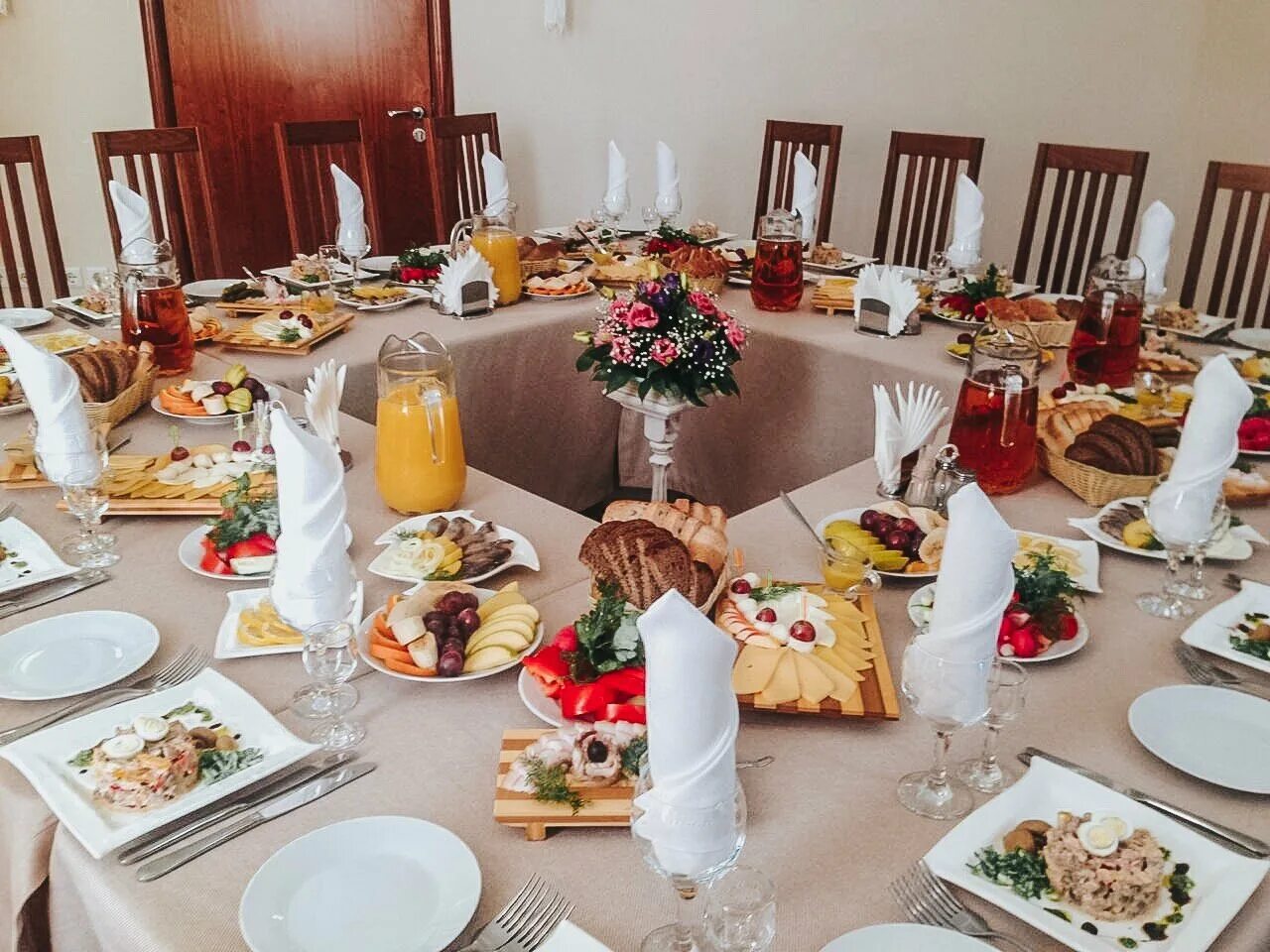 кафе жемчужина михайловка волгоградская. кафе михайловка волгоградская область. кафе михайловка волгоградская область. кафе кристалл михайловка волгоградской области. кафе 13 стульев михайловка волгоградская область меню.