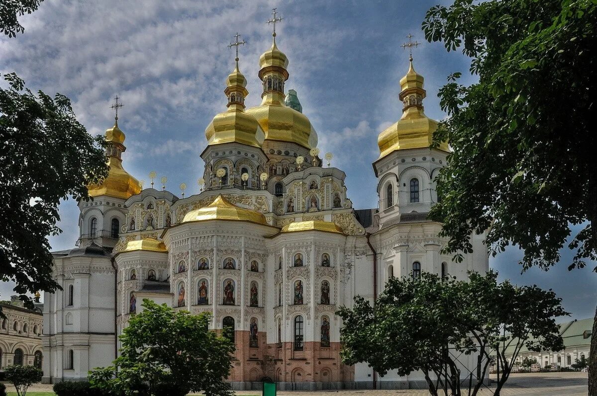 Кие есть. Киево-печерская лавра киев. киево печерский монастырь в киеве.
