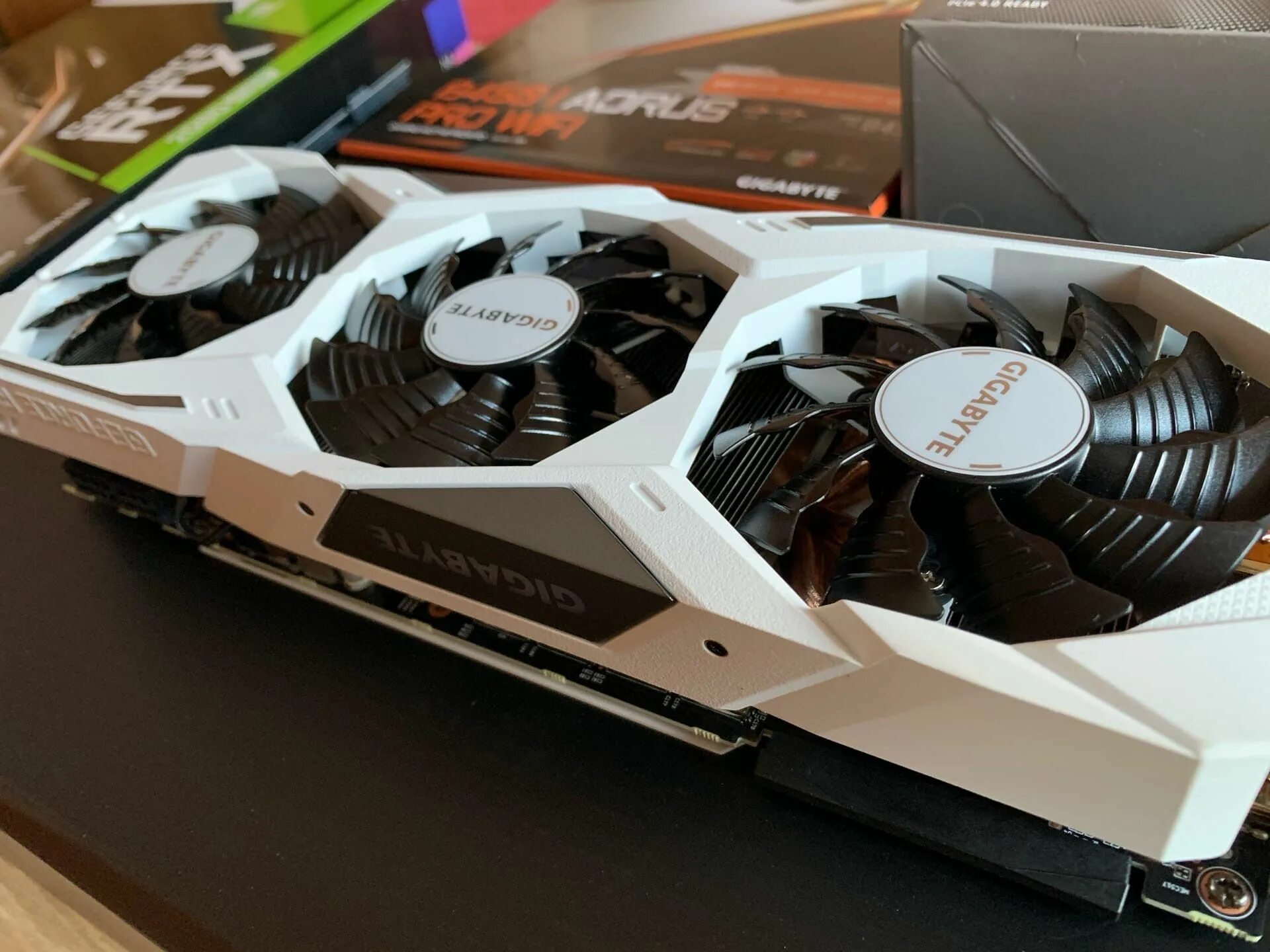 RTX 2080 super Gigabyte. Gigabyte GEFORCE RTX 2080 super 8192mb Gaming OC. 2080 Super Gaming OC White. Gigabyte RTX 2080 Gaming OC White 8g. 2080 super gaming